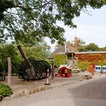 Semesterbostad Backhaus 4 *